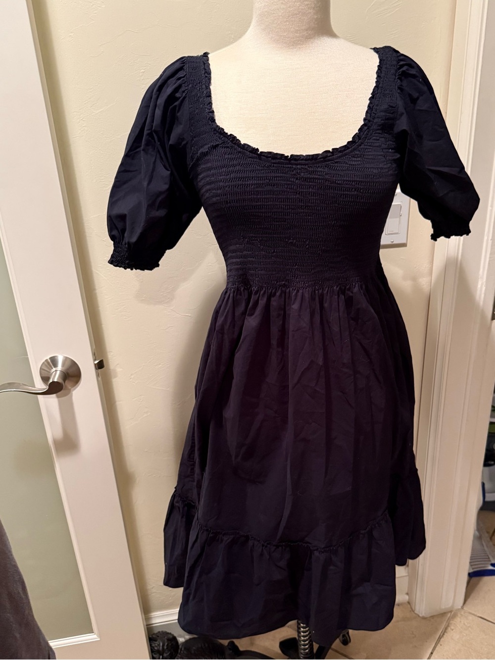 Hill House Black Smocked Louisa Nap Midi Dress Small